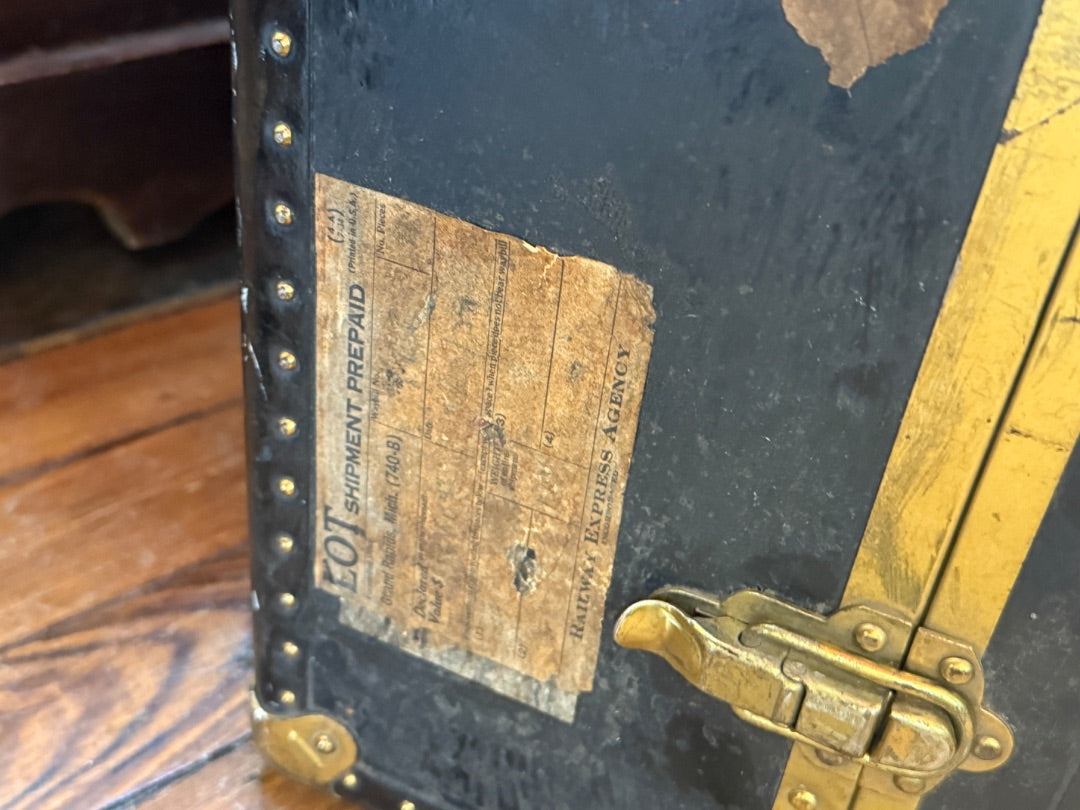 Mendel 1930's Steamer Trunk