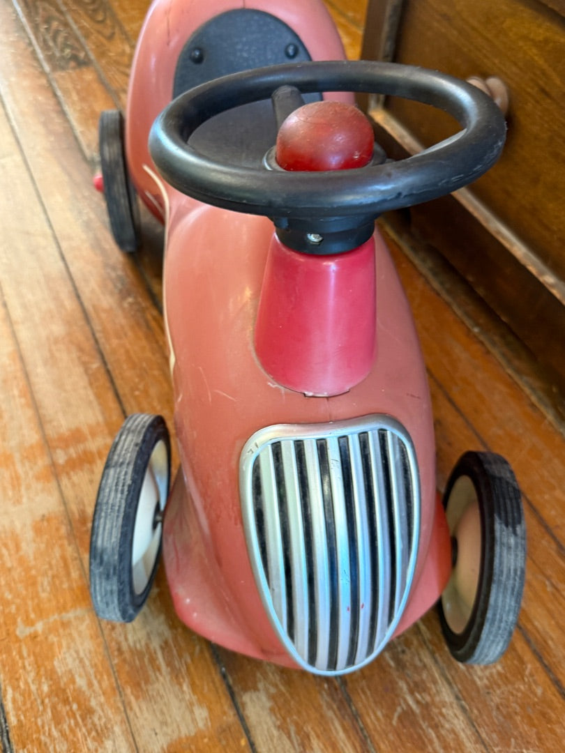 Ride-on Radio Flyer