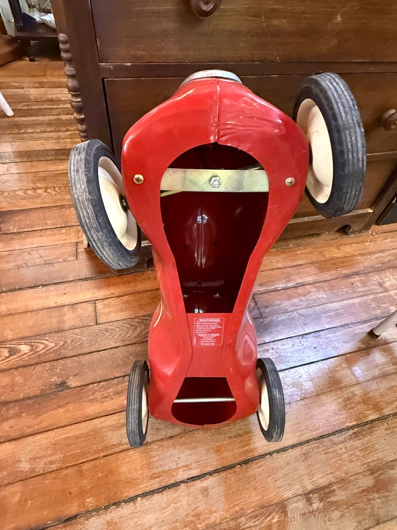 Ride-on Radio Flyer
