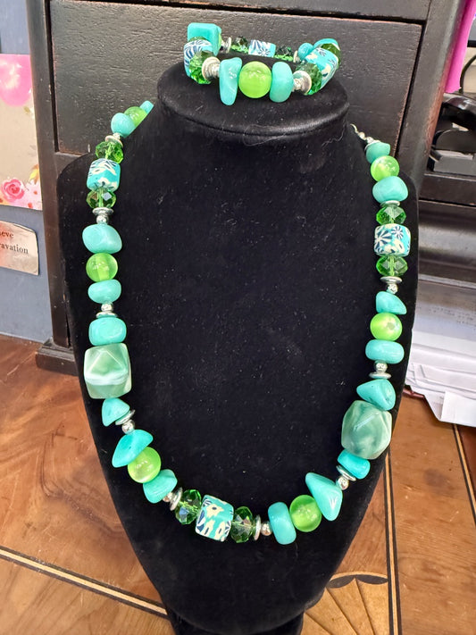 Green Turqoise necklace set