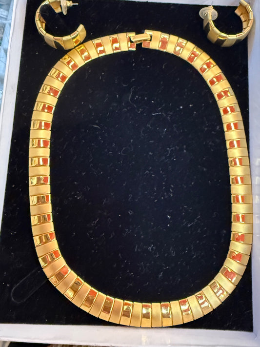 Vintage 1980’s gold Cleopatra set
