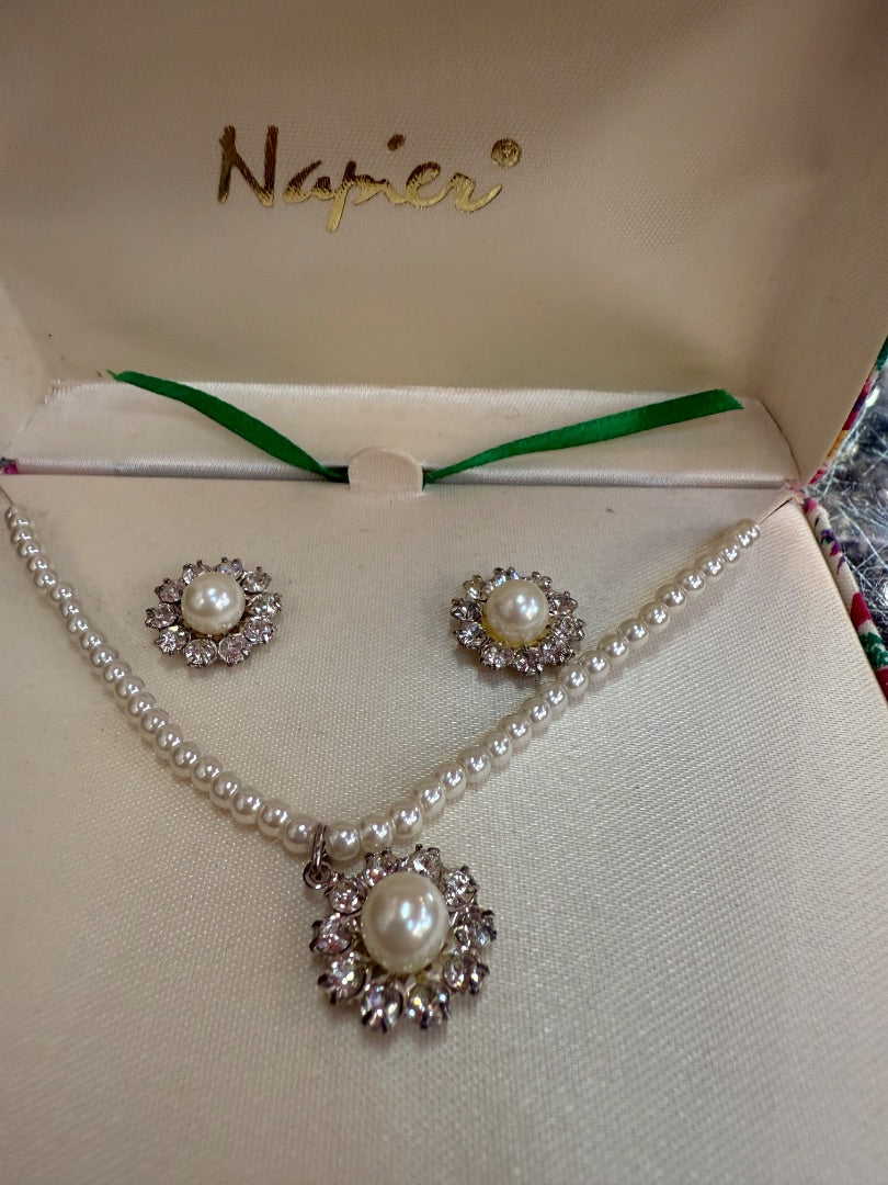 Napier Vintage earring necklace set