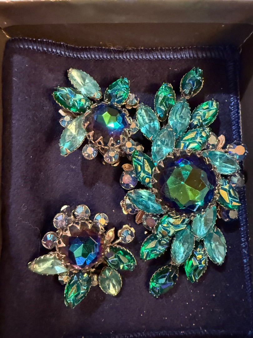 Vintage Judy Lee  Blue Green Brooch Clip Earring Set