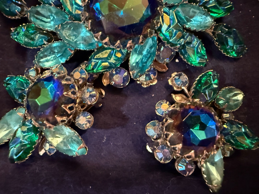 Vintage Judy Lee  Blue Green Brooch Clip Earring Set