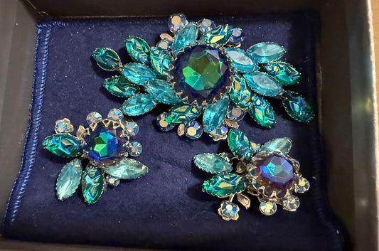 Vintage Judy Lee  Blue Green Brooch Clip Earring Set