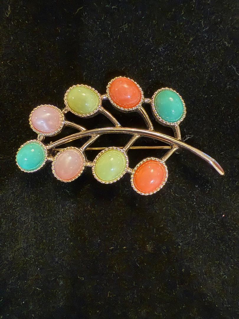 Sarah Coventry Brooch