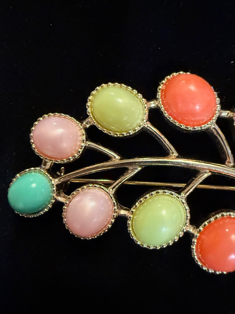 Sarah Coventry Brooch