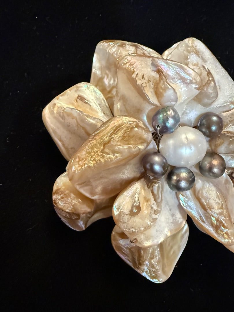 Unsigned Blue Shell Freshwater Pearl