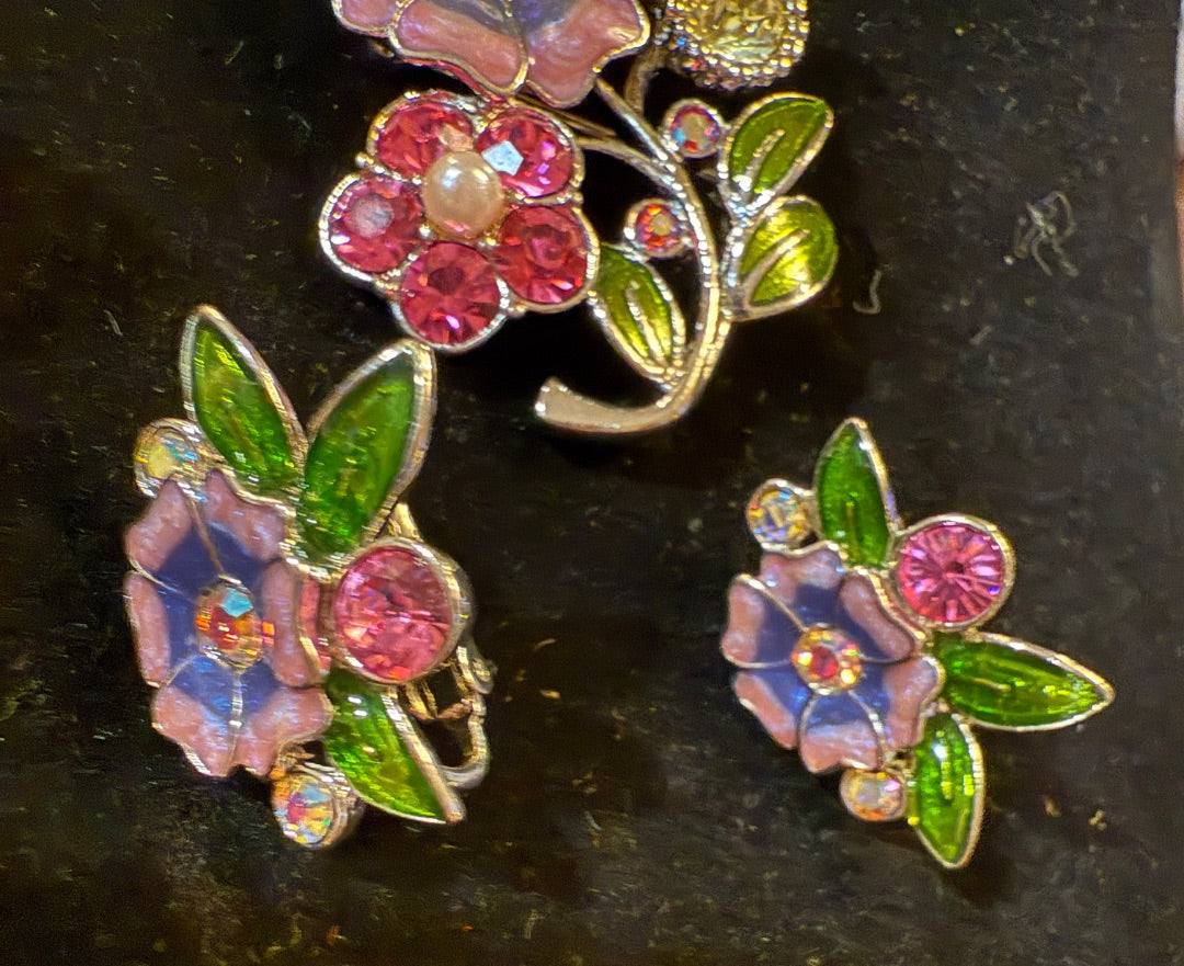 Pink Unsigned Flowers Brooch Earring Set