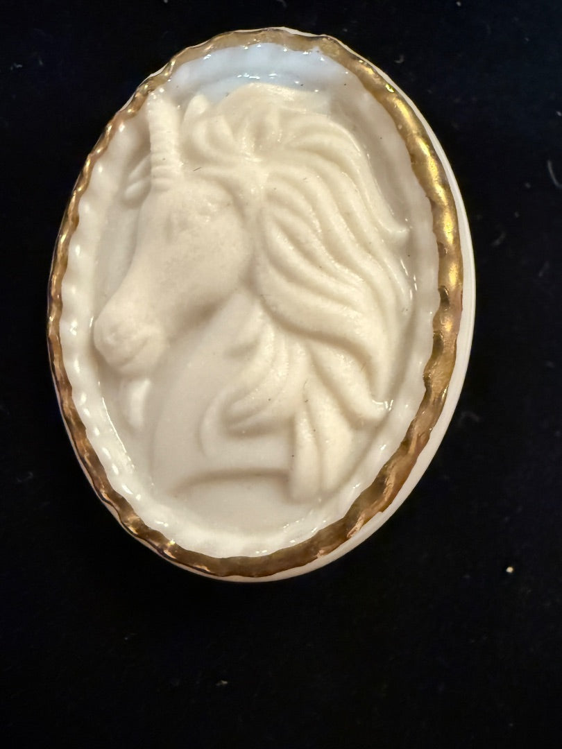 White AVON Cameo Unicorn Rare Brooch 1980's