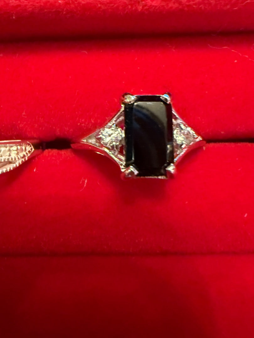 Avon Sterling Black Onyx Ring Size 6 3/4, 9 Ring