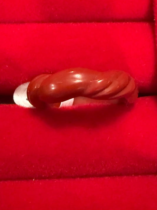 Avon Carved Lucite Size 6.5 Ring