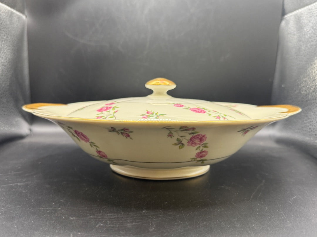 Theodore Haviland Theodore Haviland Delaware  Pink Roses New York Casserole Dish with Lid