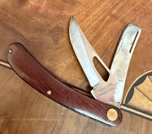 Pakistan  Pocket Knife