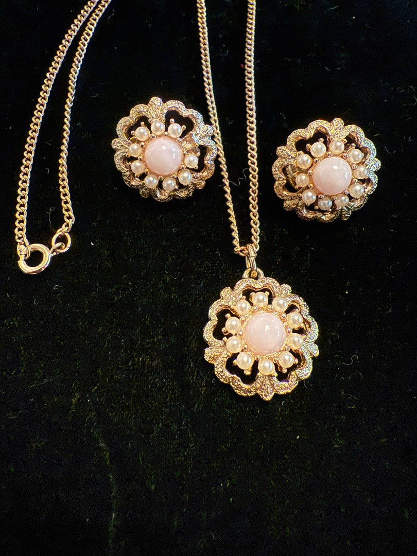 Pink gold Cabochen Necklace Clip Earring Set