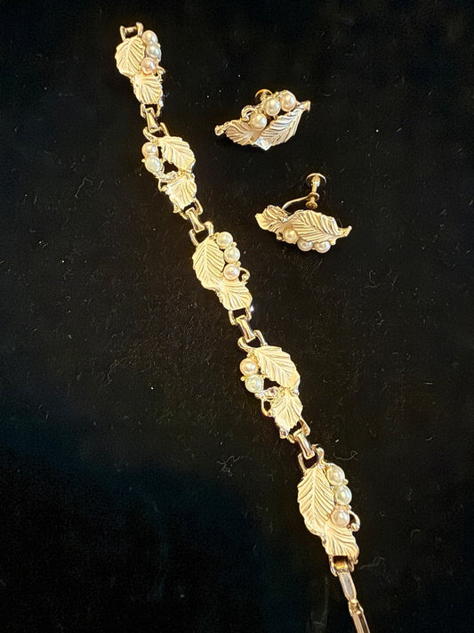 Vintage MCM Bracelet Clip earring set