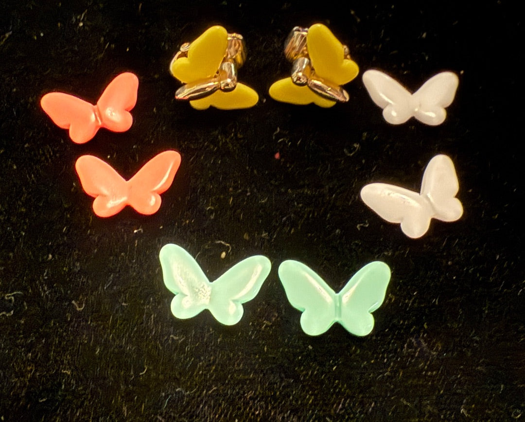 1970’s Butterfly in Flight Clip Convertible set