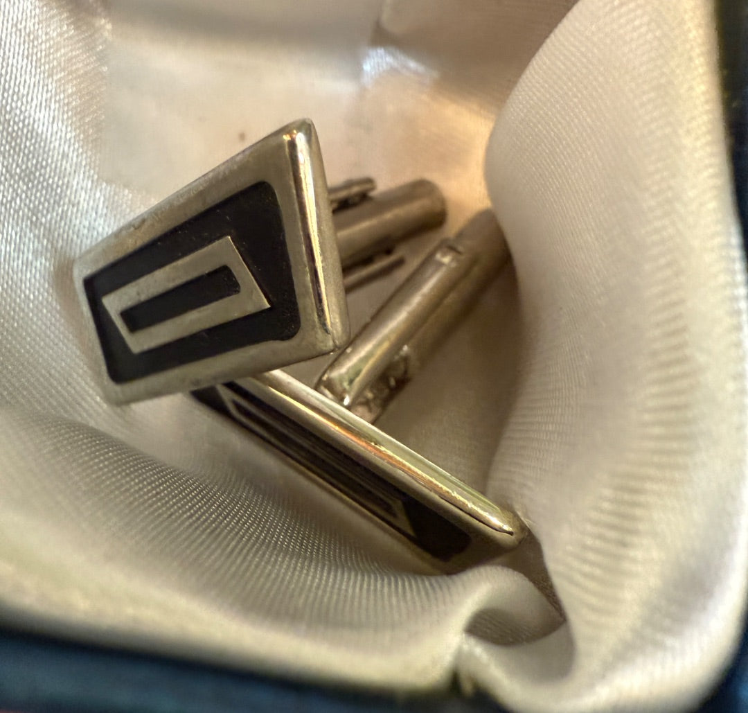 Silver/Black Cufflin
