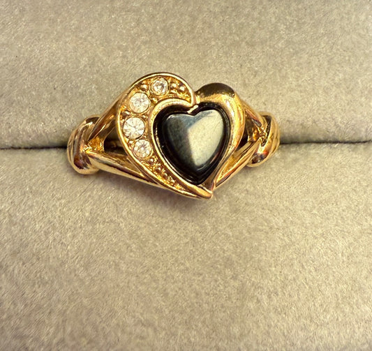 Black / Gold AVON Heart Ring, 7.75