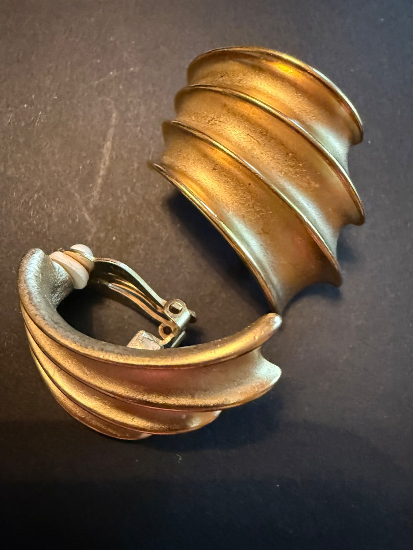 Triple Crescent Clip Earrings