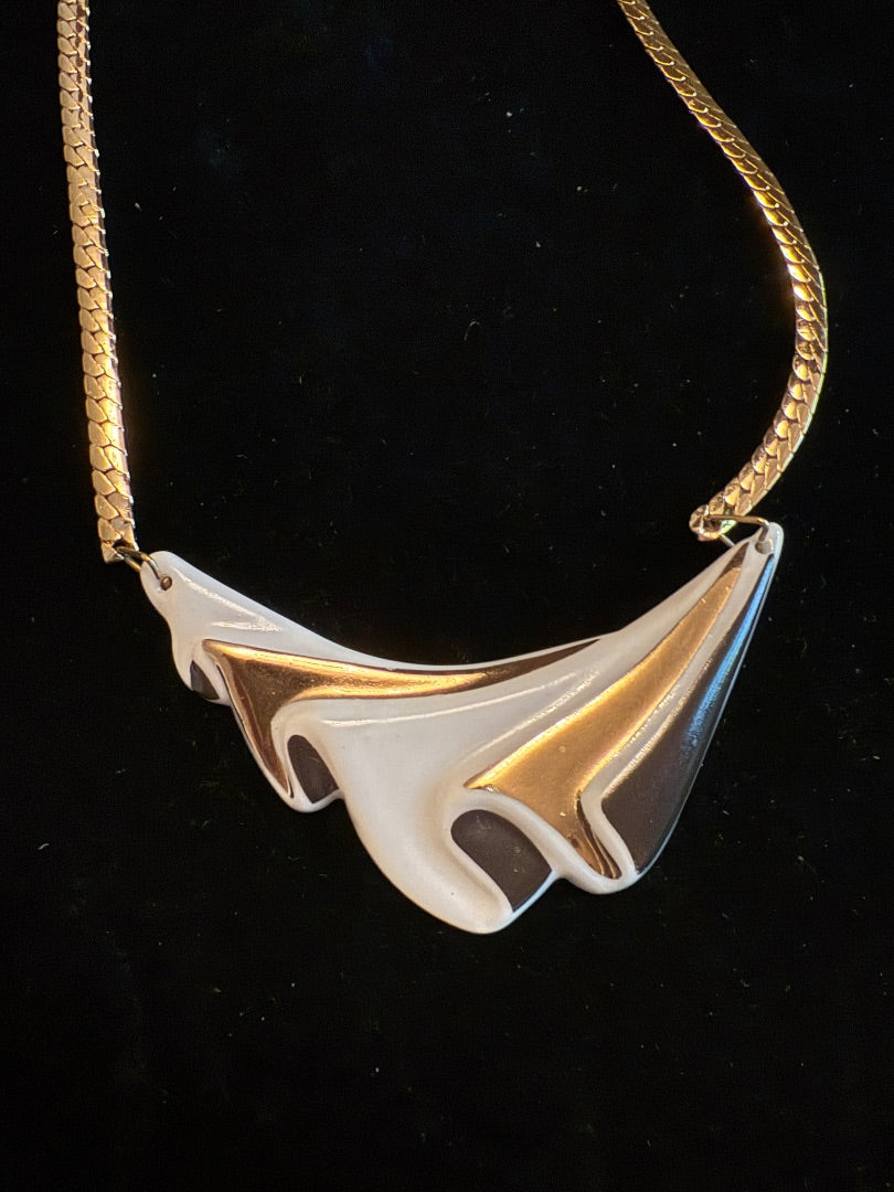 1987 Gold Cream BrownNecklace