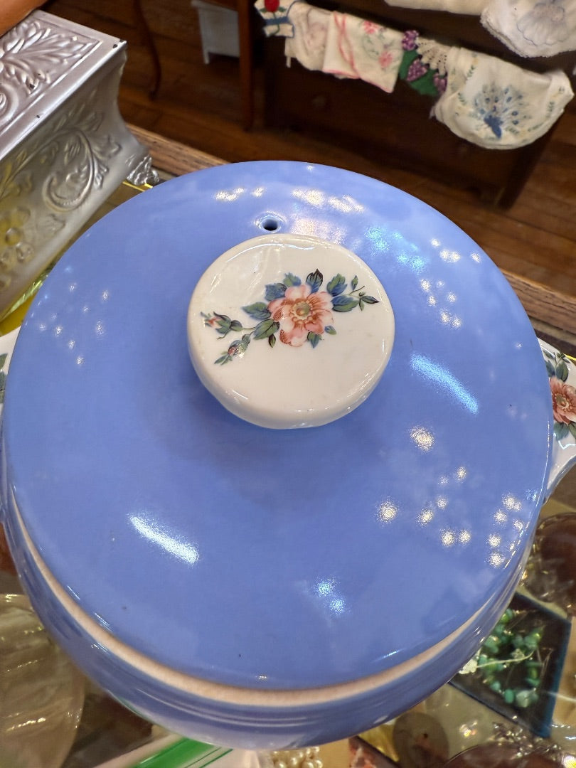 Hall Rose Parade Casserole 2.5 Qt