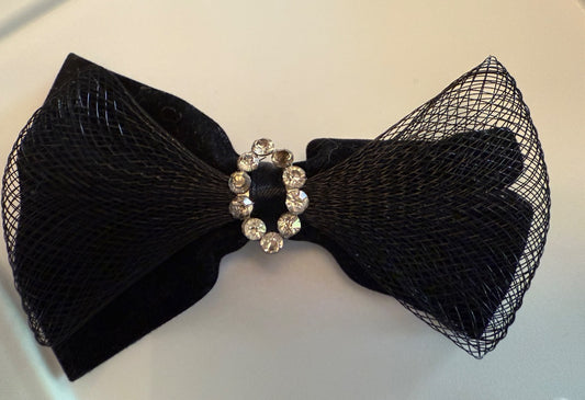 Black Bow Pin