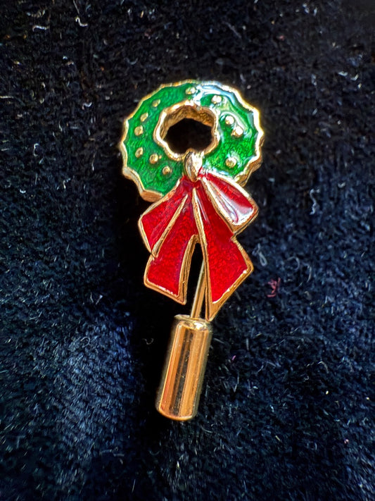 Avon Wreath Stickpin  Christmas Pin