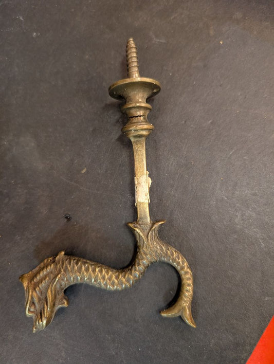 Dragon Hook