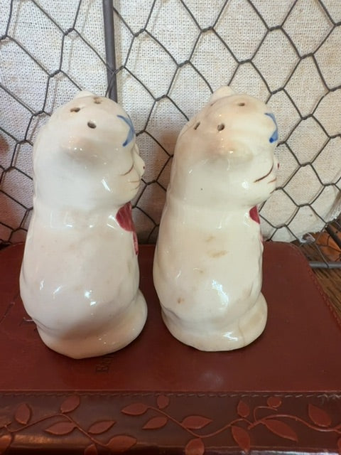 Cat Set of Shawnee Salt & Pepper, 3"