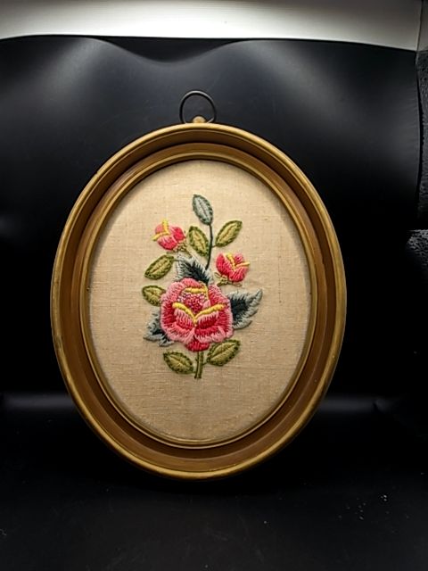 Needlepoint flower