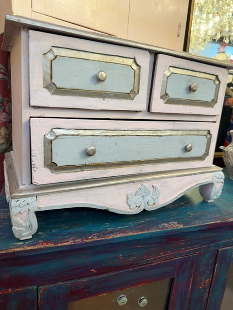Pink  Old mini dresser
