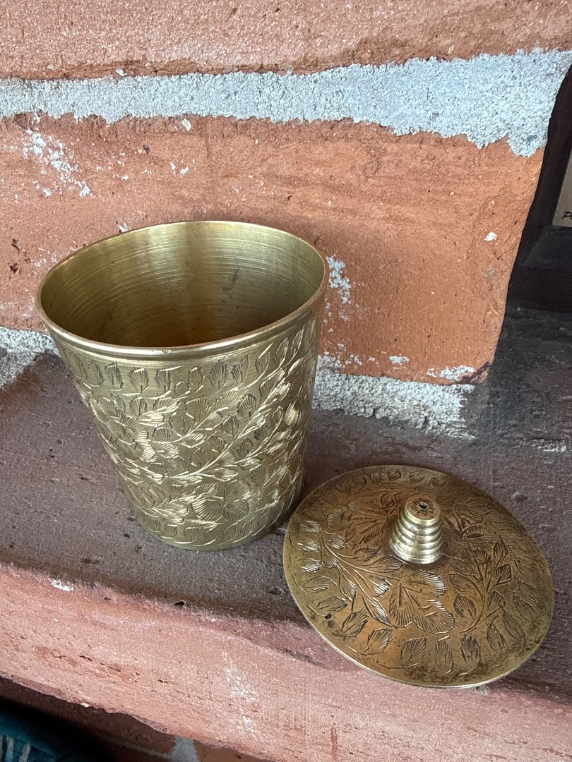 Vintage Brass cup/trinket with lif