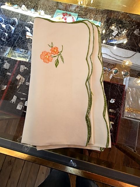 12 embroidered napkins