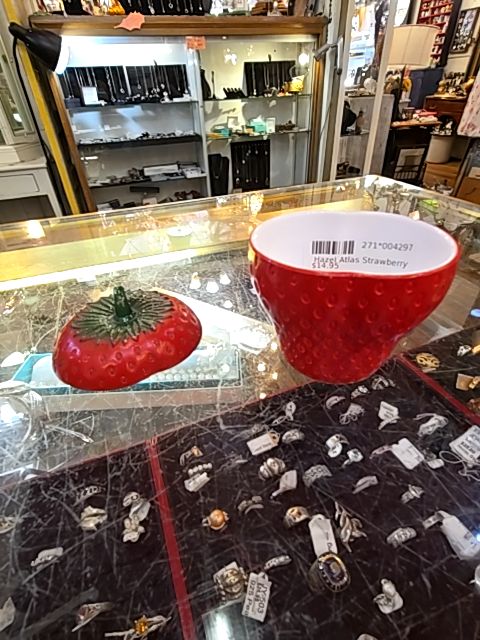 Hazel Atlas Strawberry