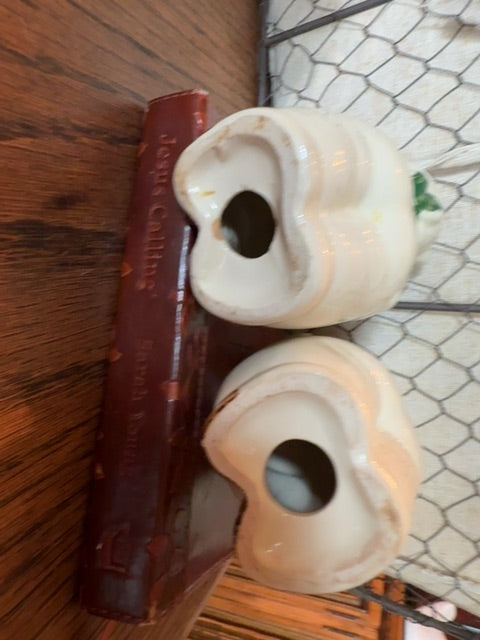 5" Smiley Pig Pair Shawnee Salt & Pepper Shakers