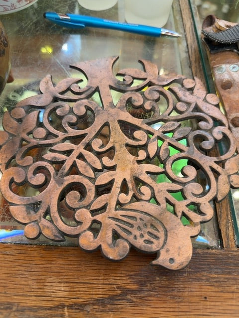 Trivet