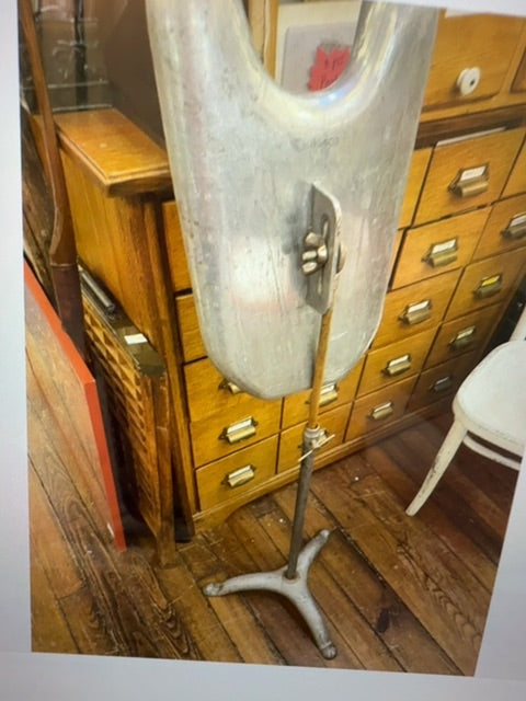 ANTIQUE Vintage Shampoo SHAVING STAND NECK TRAY INDUSTRIAL MEDICAL Cast Aluminum