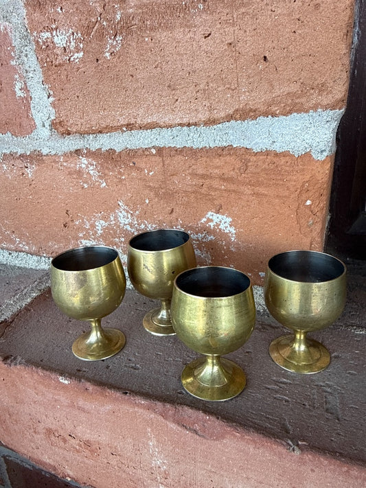 Vintage Brass wine goblet (4)