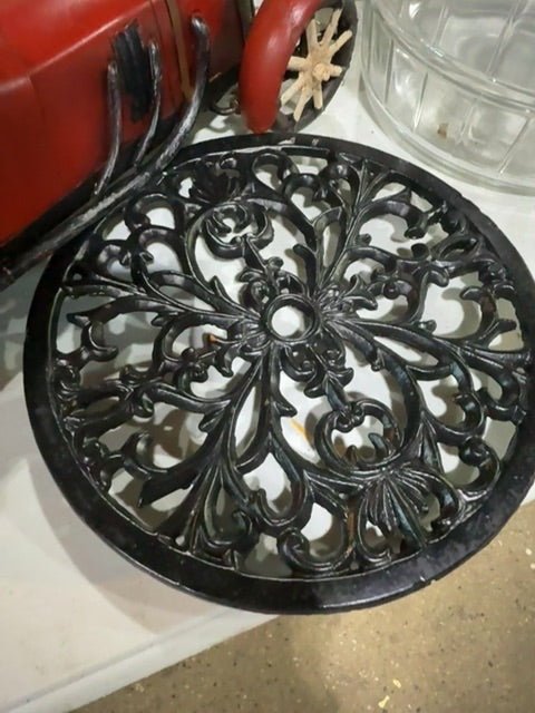 Trivet