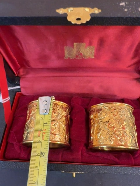 Gold  Gold napkin holders