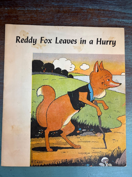 Reddy Fox Leaves in Hurry pb