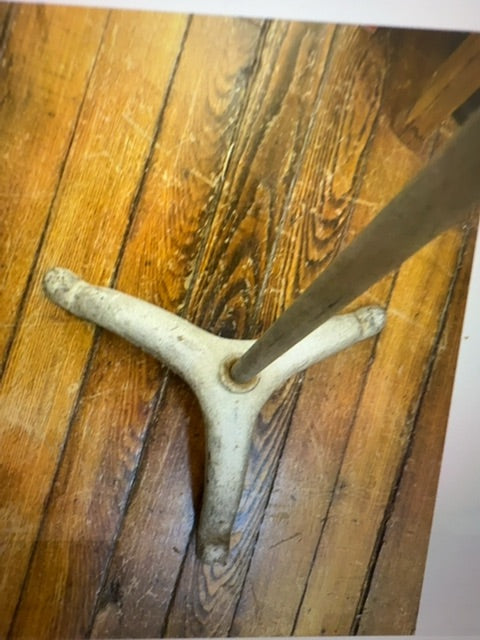 ANTIQUE Vintage Shampoo SHAVING STAND NECK TRAY INDUSTRIAL MEDICAL Cast Aluminum