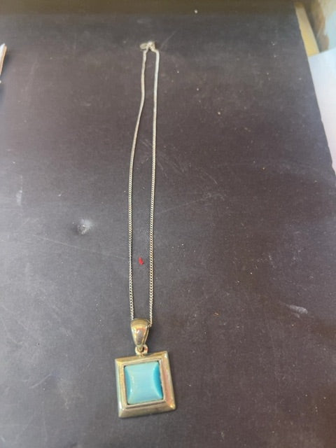 Blue gem necklace