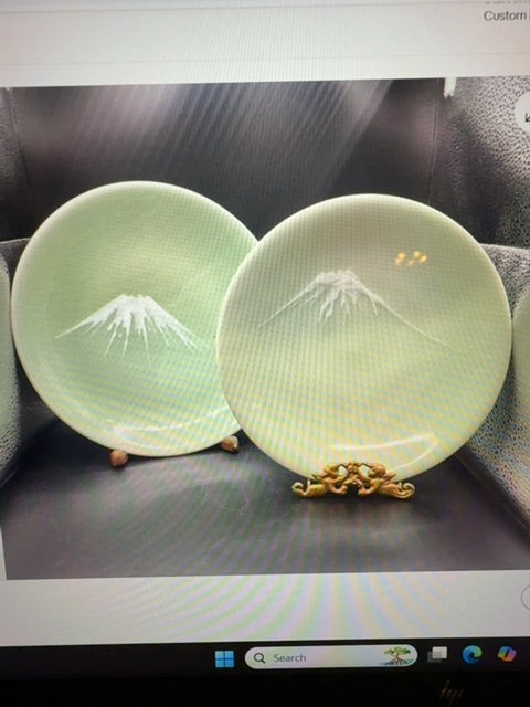 2 Antique RARE Chinese Great Ming Hsuante Reign Seto Yaki Mt Fuji Caledon Plate