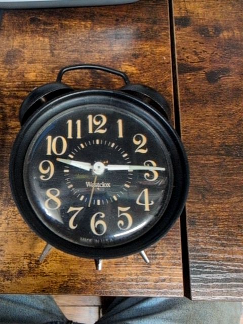 WATHCES/CLOCKS