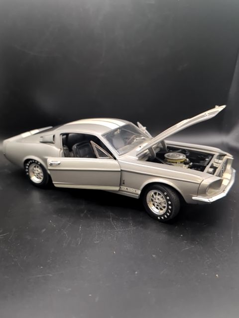 Die Cast Ford Gt.350