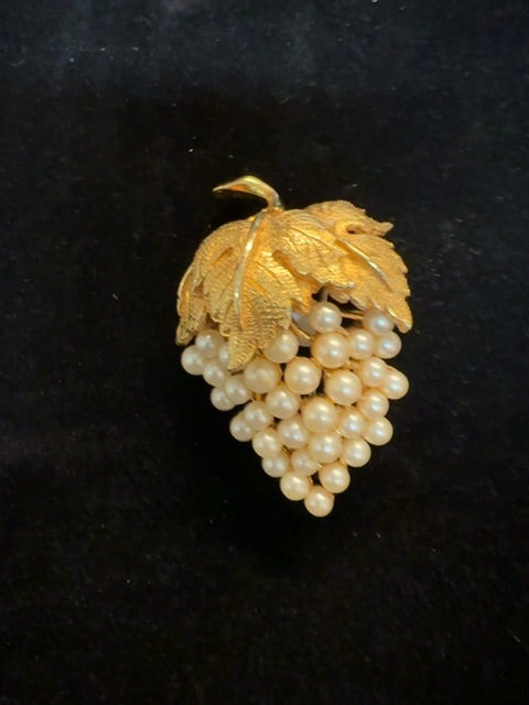 Grape Pearls Brooch