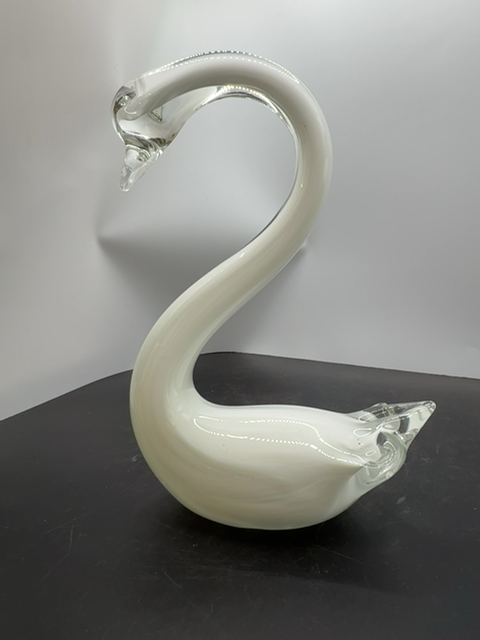 Vintage Mutano Art Glass swan