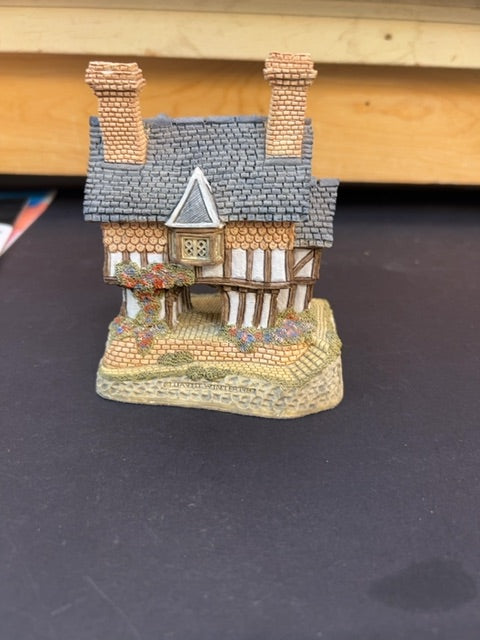 David Winter cottages gunsmith cottage the Midlands collection